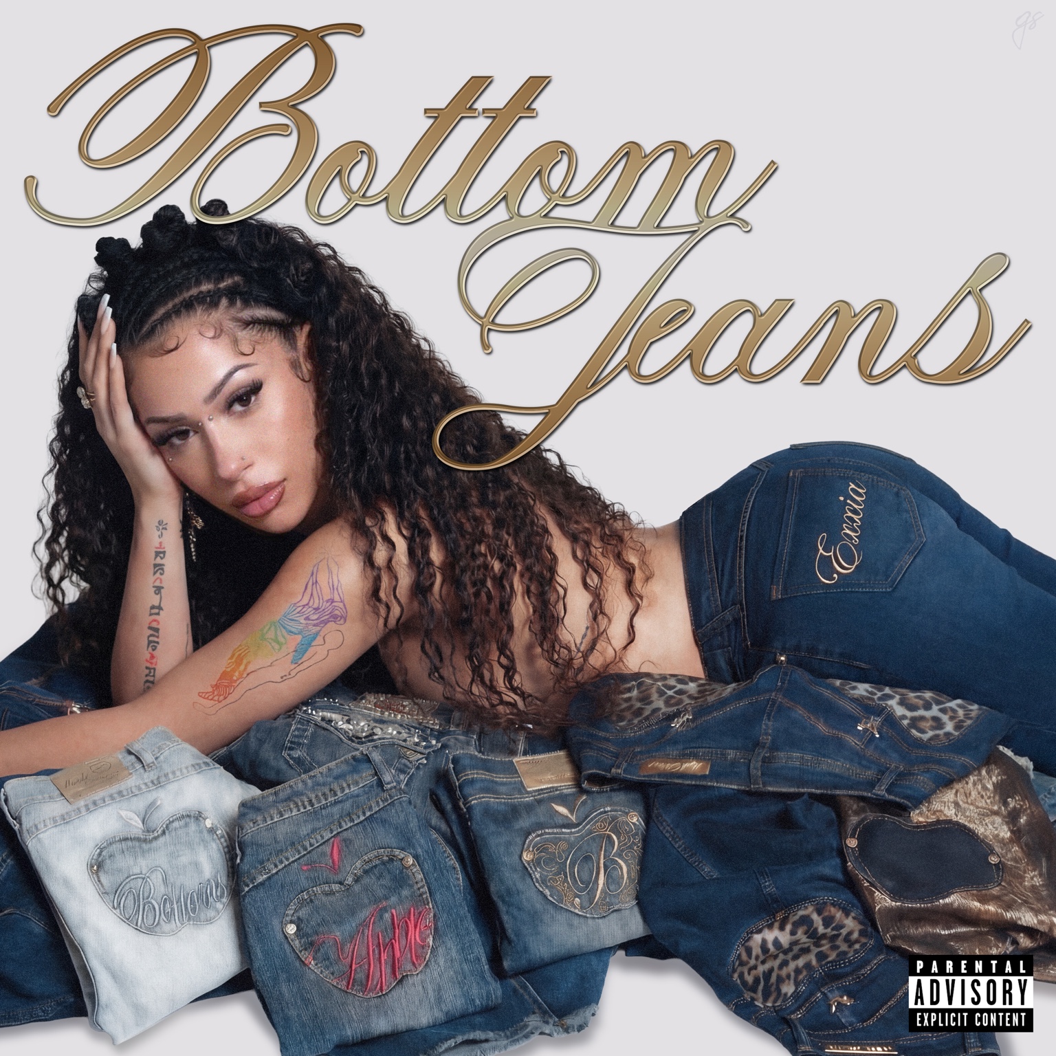 Bottom Jeans, ritratto femminile e collezione denim